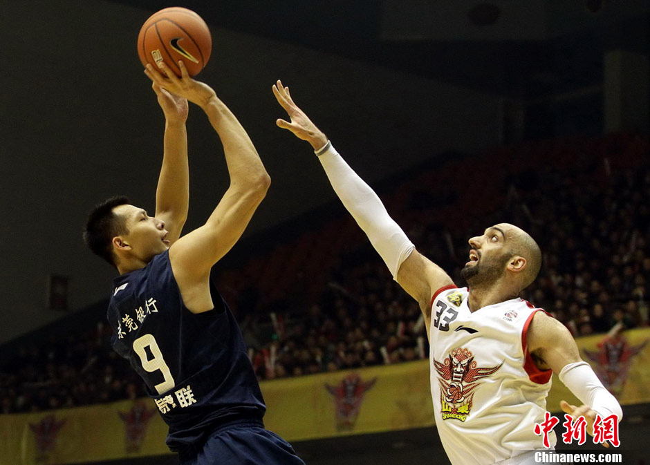 八小时到场 八小时到场