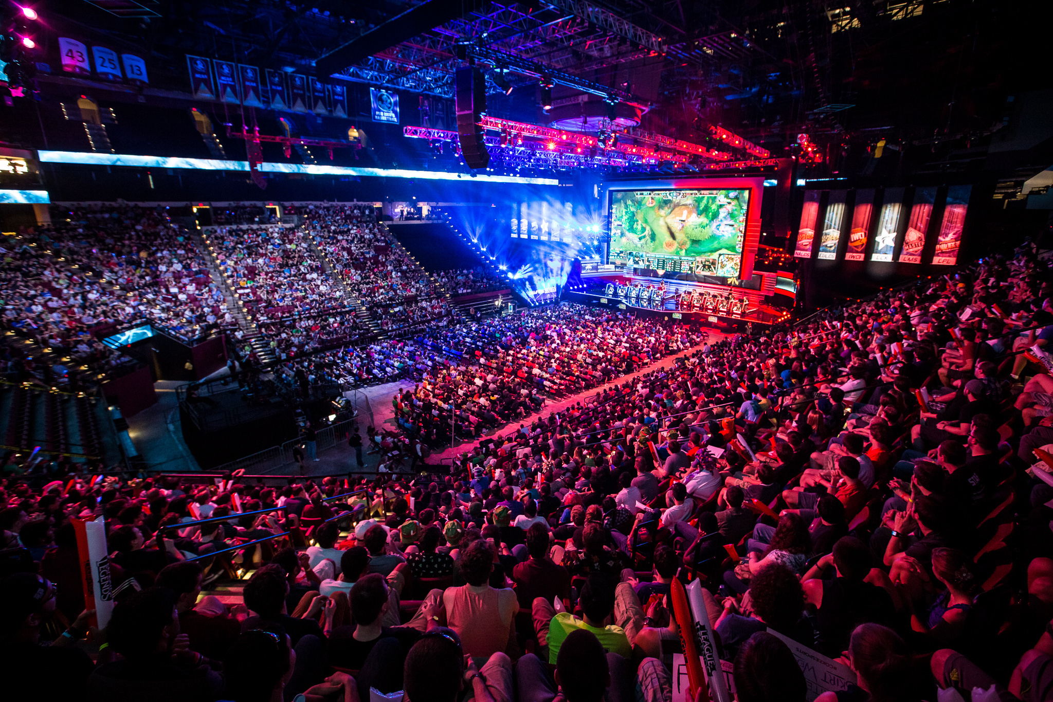 年巴萨极为 年巴萨极为