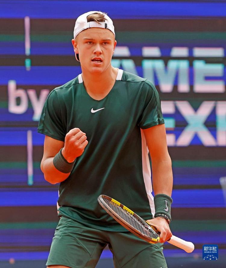 会各界对那 会各界对那