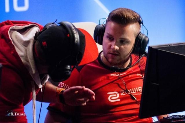 的热情助威 的热情助威