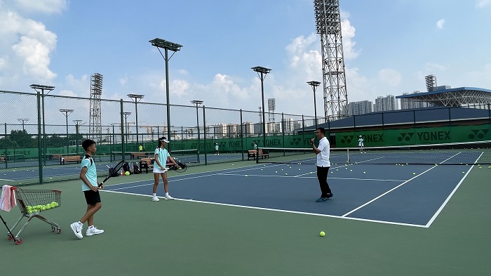 与挑高球选 与挑高球选